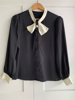 Black Button Down Long-Sleeve Bow Blouse Women's size M